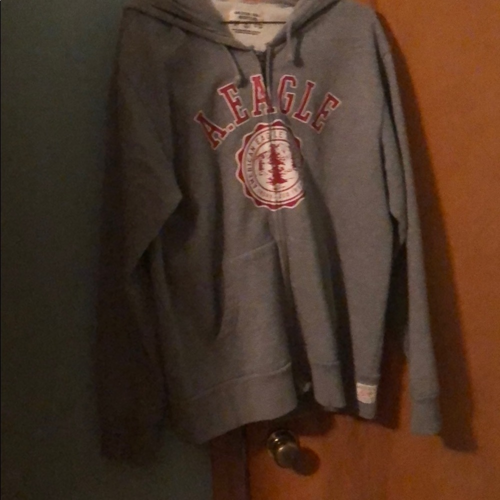 American eagle hoodie full zip barely work